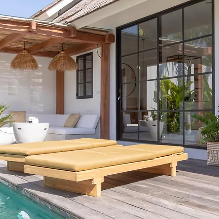 The Young Villas - Canggu Exterior photo