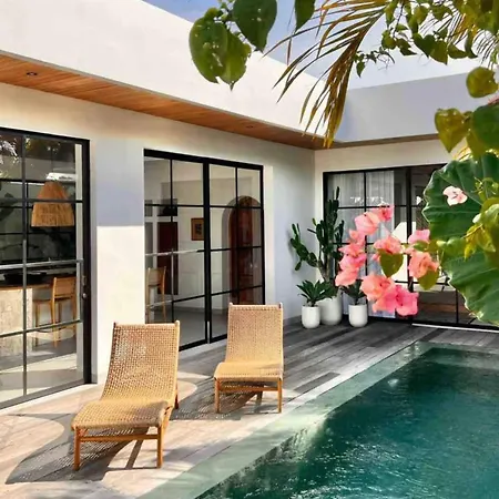 The Young Villas - Canggu Exterior photo