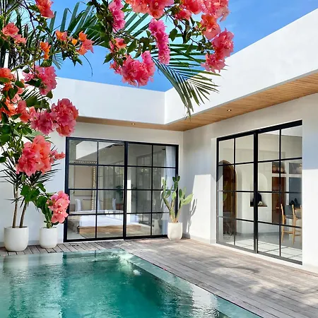 The Young Villas - Canggu Exterior photo
